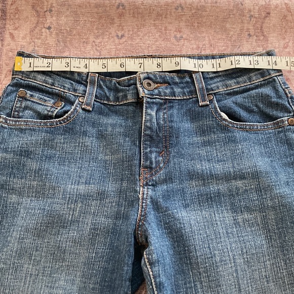 Levi's The Original Jean, Mid-Rise Straight leg, Size 6, mint condition! - Picture 13 of 16